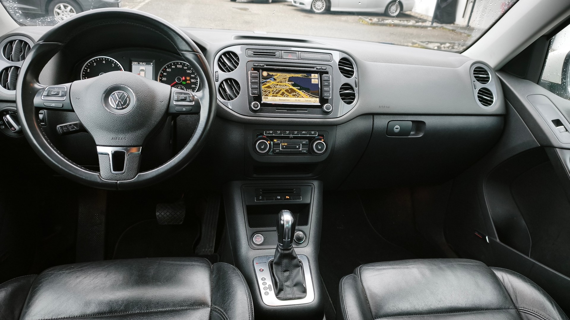 VW Tiguan 2.0 TSI Track&Style 4Motion DSG-image-6