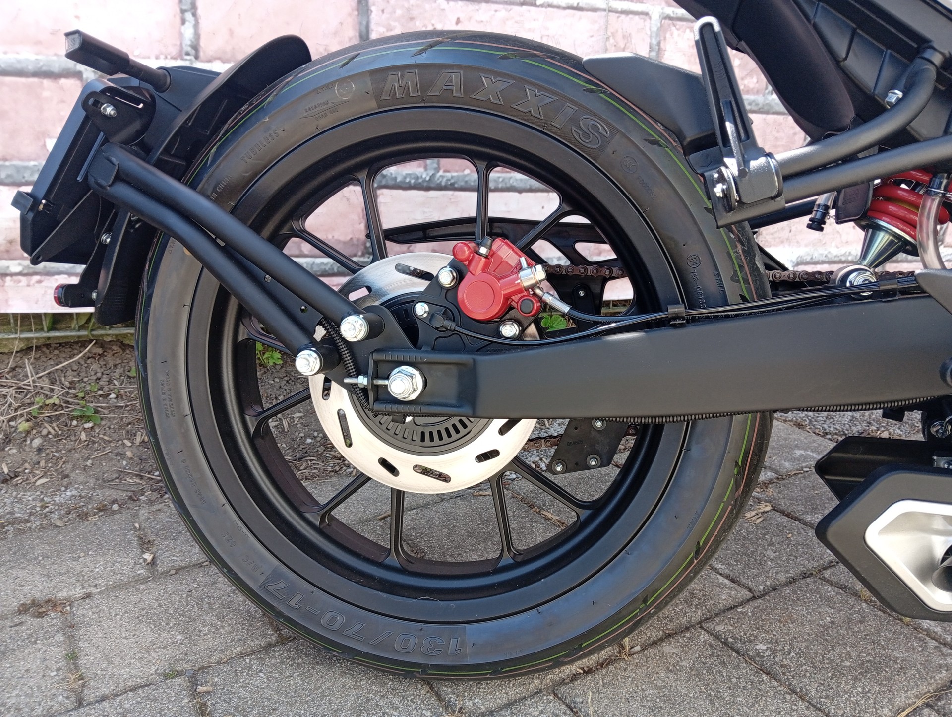 MALAGUTI Drakon 125 ABS-image-9
