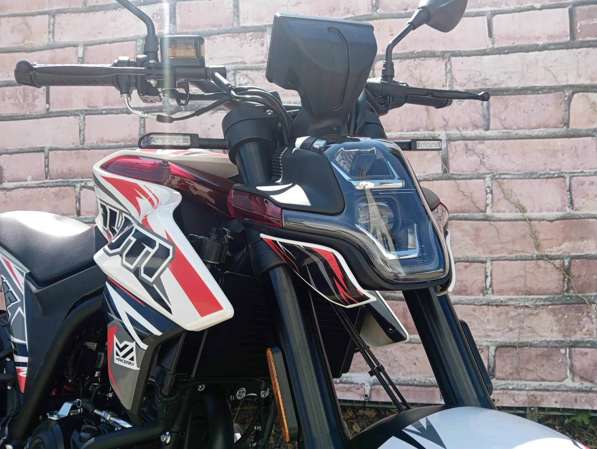 MALAGUTI Drakon 125 ABS-image-5