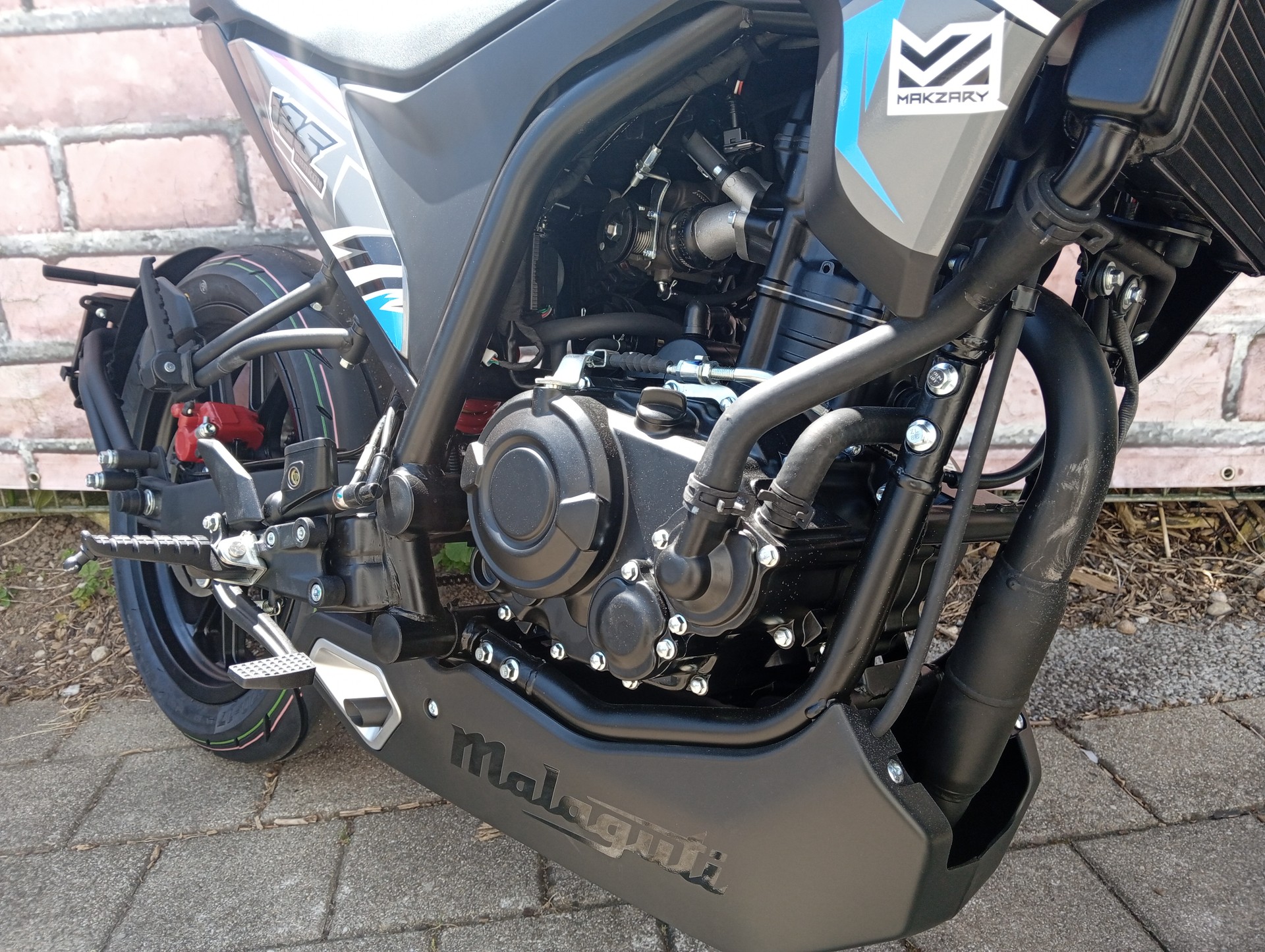MALAGUTI Drakon 125 ABS-image-7