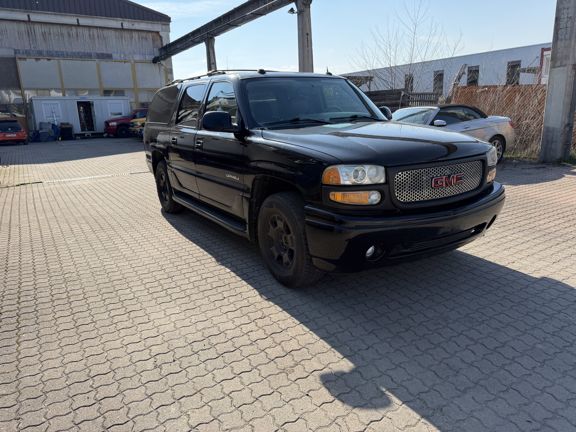GMC DENALI XL - LANGE VERSION