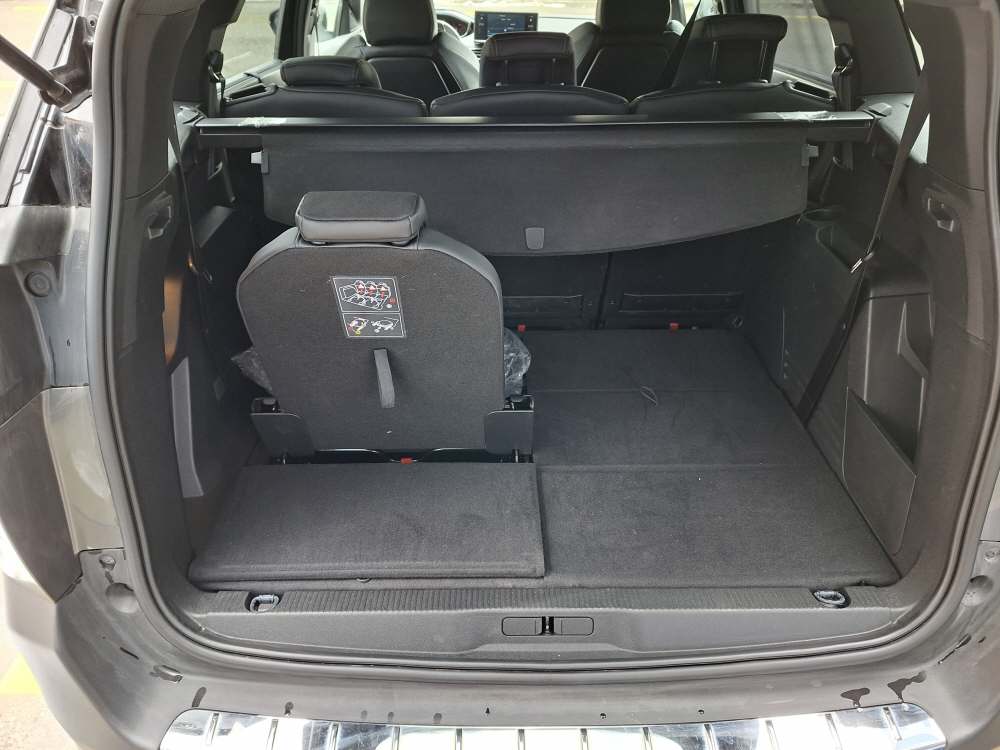 PEUGEOT 5008 1.2 PureTech GT-image-14