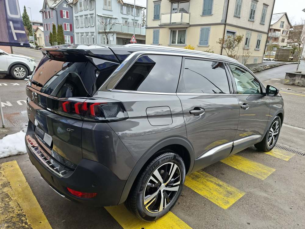 PEUGEOT 5008 1.2 PureTech GT-image-8