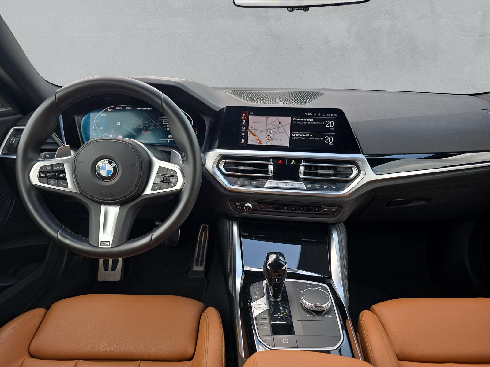 BMW M240i xDrive Coupé-image-12