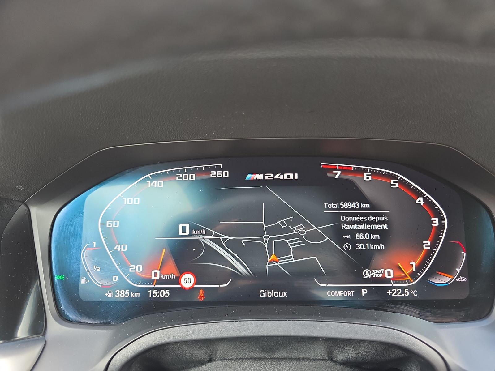BMW M240i xDrive Coupé-image-18