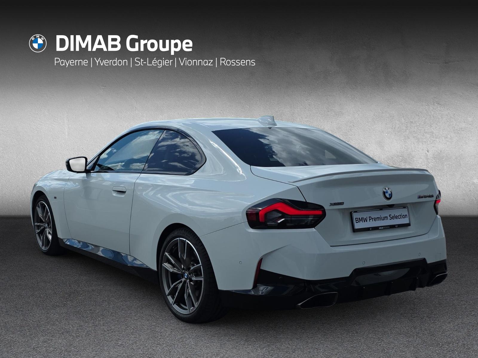 BMW M240i xDrive Coupé-showroom-element-2