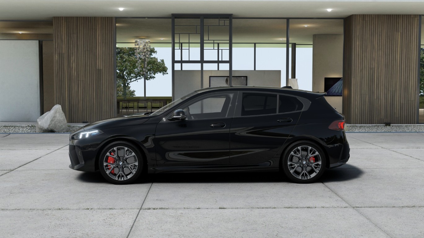 BMW 123 xDrive M Sport Pro Steptronic-image-11