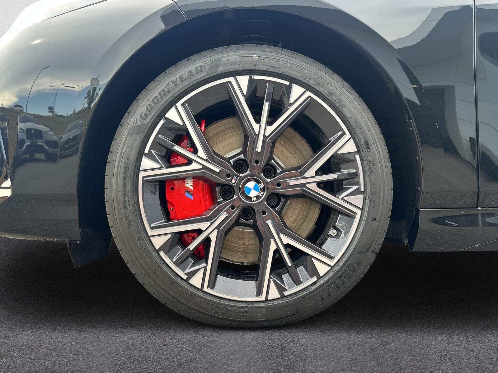 BMW 123 xDrive M Sport Pro Steptronic (CH) **Action de leasing à 0.9%**-image-9