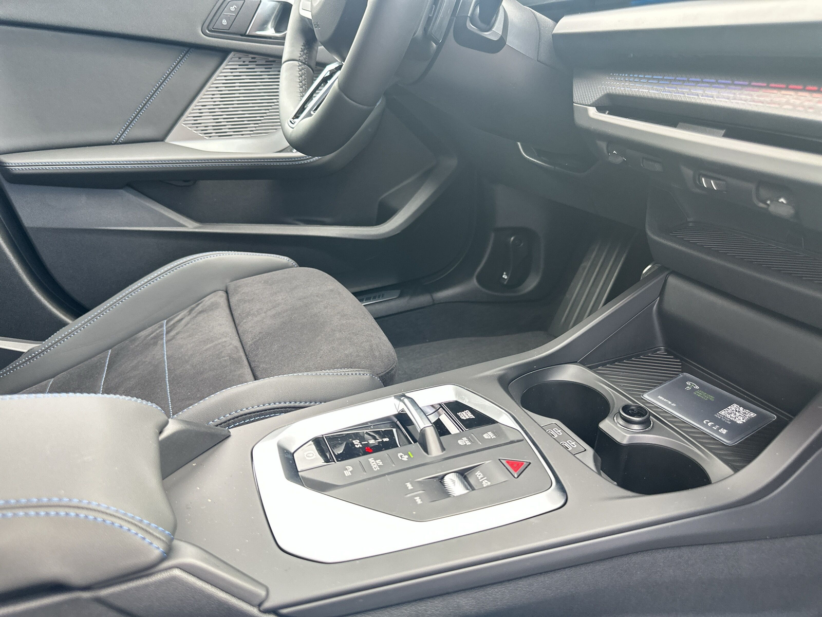 BMW 123 xDrive M Sport Pro Steptronic (CH) **Action de leasing à 0.9%**-image-14
