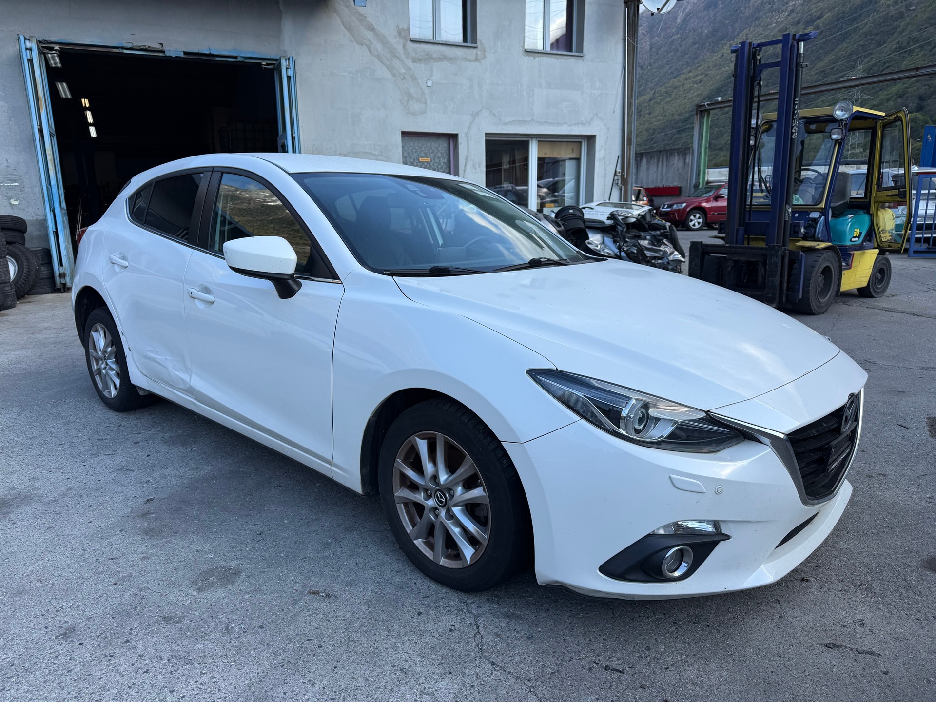 MAZDA 3 2.2 16V CD Ambition Activematic-image-3