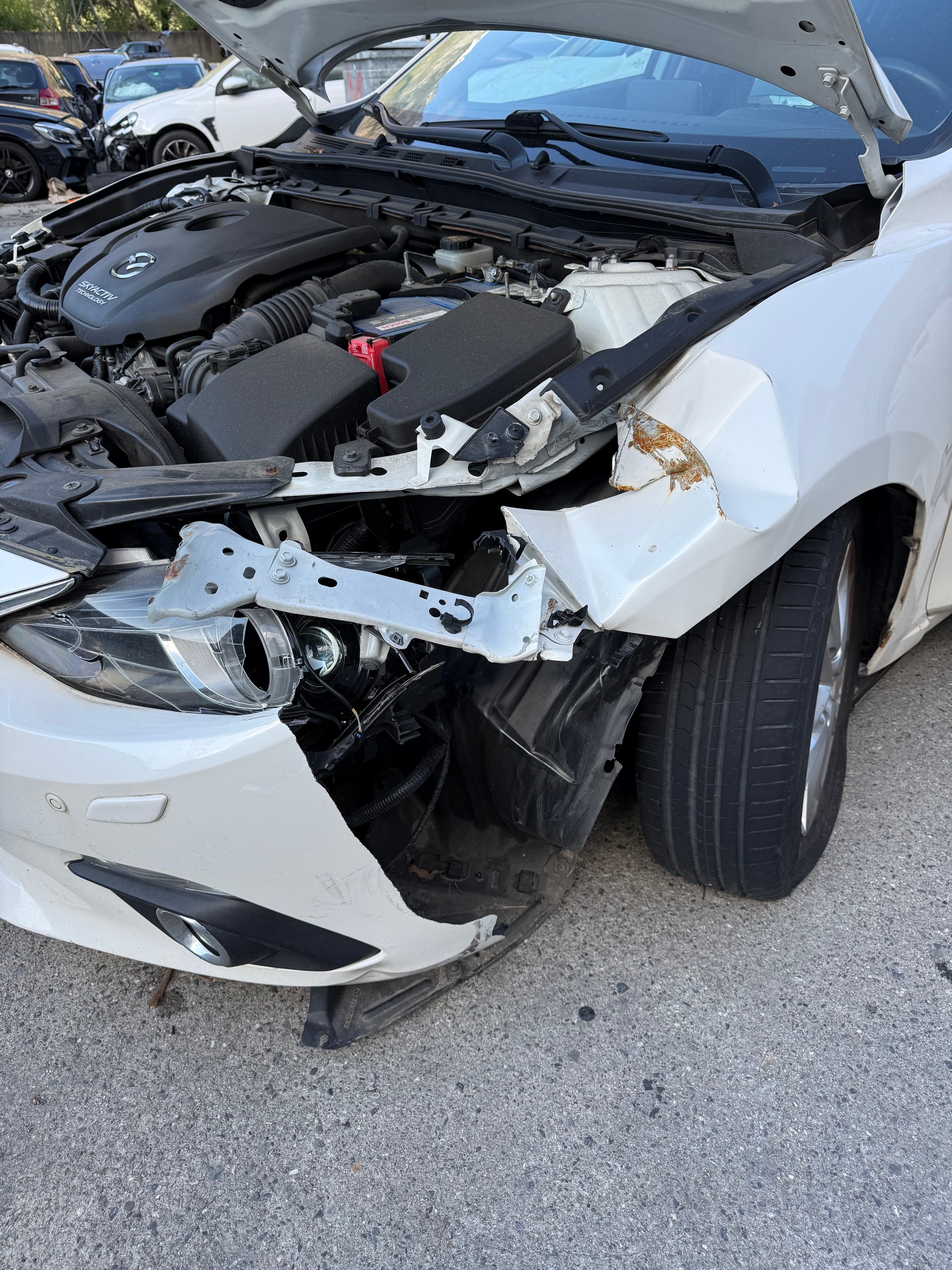 MAZDA 3 2.2 16V CD Ambition Activematic-image-1