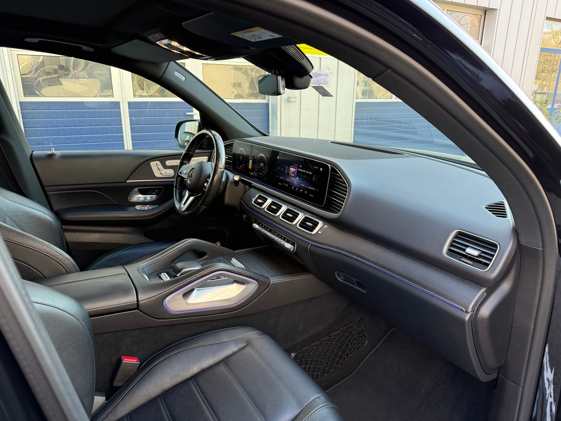 MERCEDES-BENZ GLE 450 4Matic AMG Line 9G-Tronic-image-14