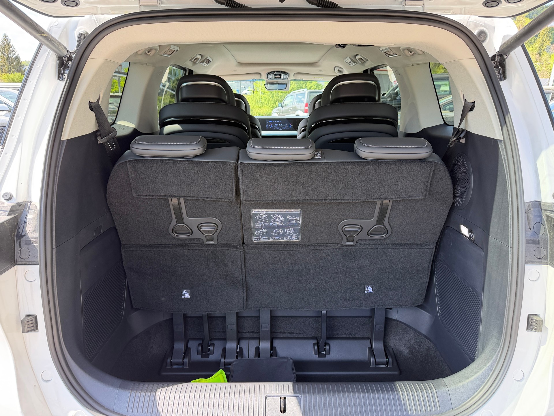 FORTHING 9 1.5T PHEV 7 Sitze Full Option Plugin-image-27