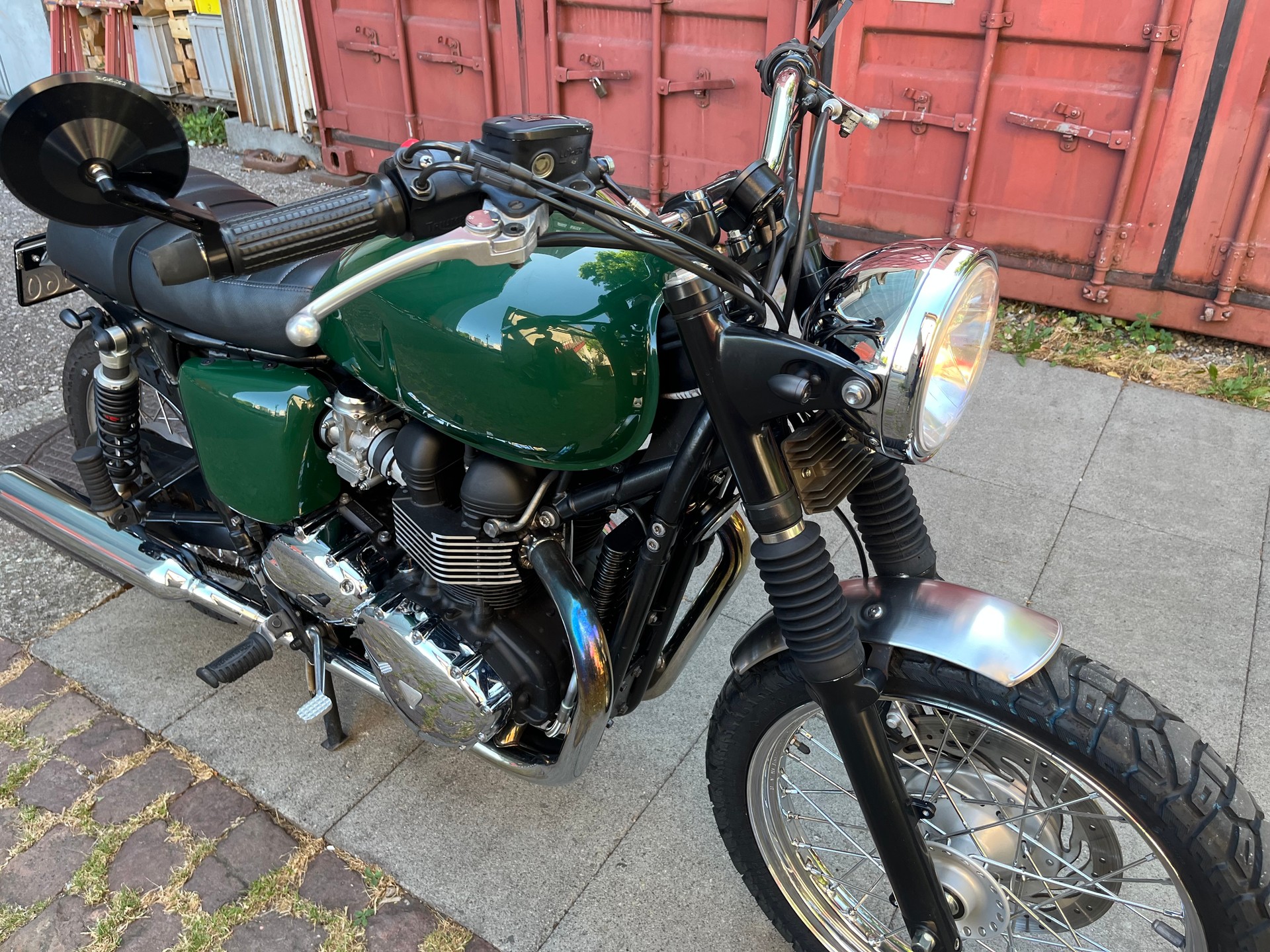 TRIUMPH Bonneville 900 i T 100-image-6