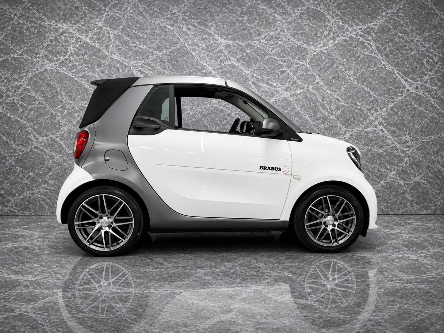 SMART fortwo Cabrio Brabus 109 twinmatic-image-6