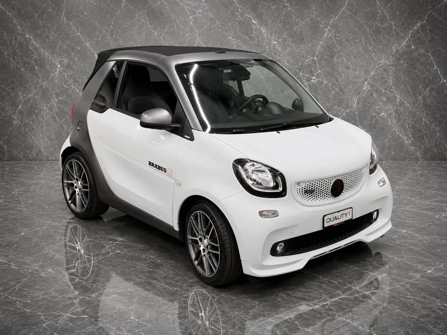 SMART fortwo Cabrio Brabus 109 twinmatic-image-4