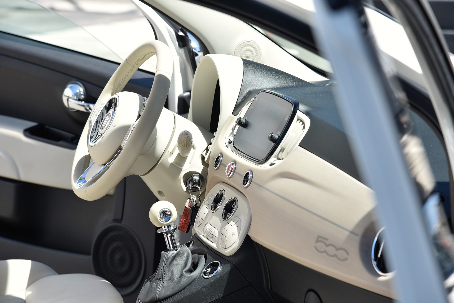 FIAT 500C 0.9 Twinair Dolcevita-image-9