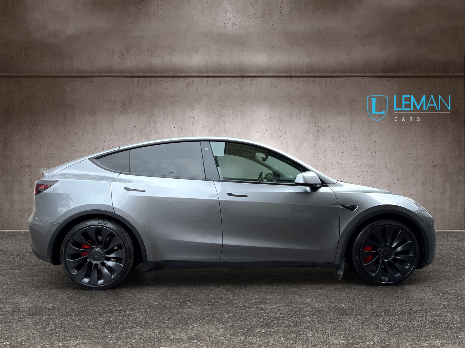 TESLA Model Y Performance-image-3