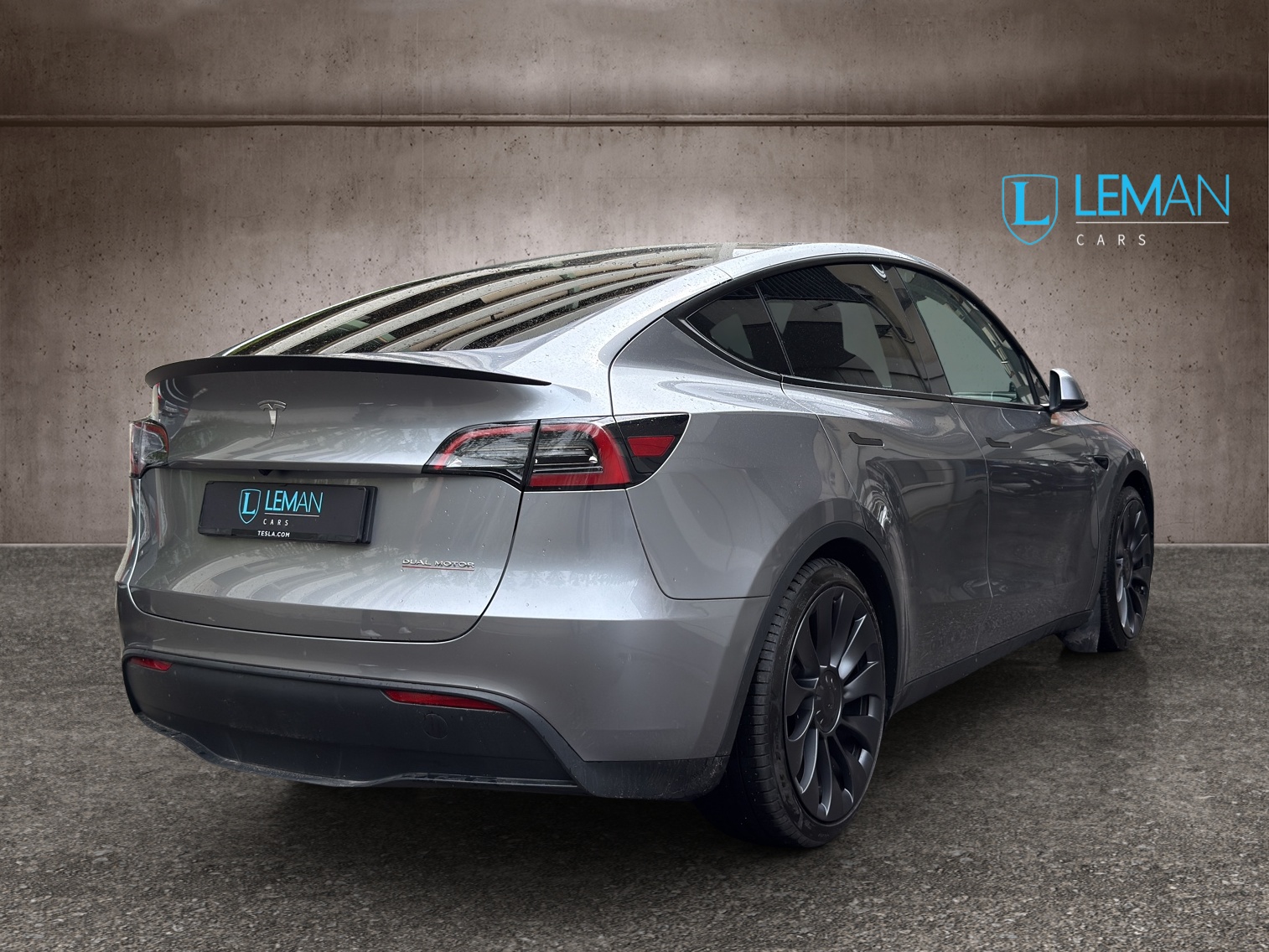 TESLA Model Y Performance-image-4