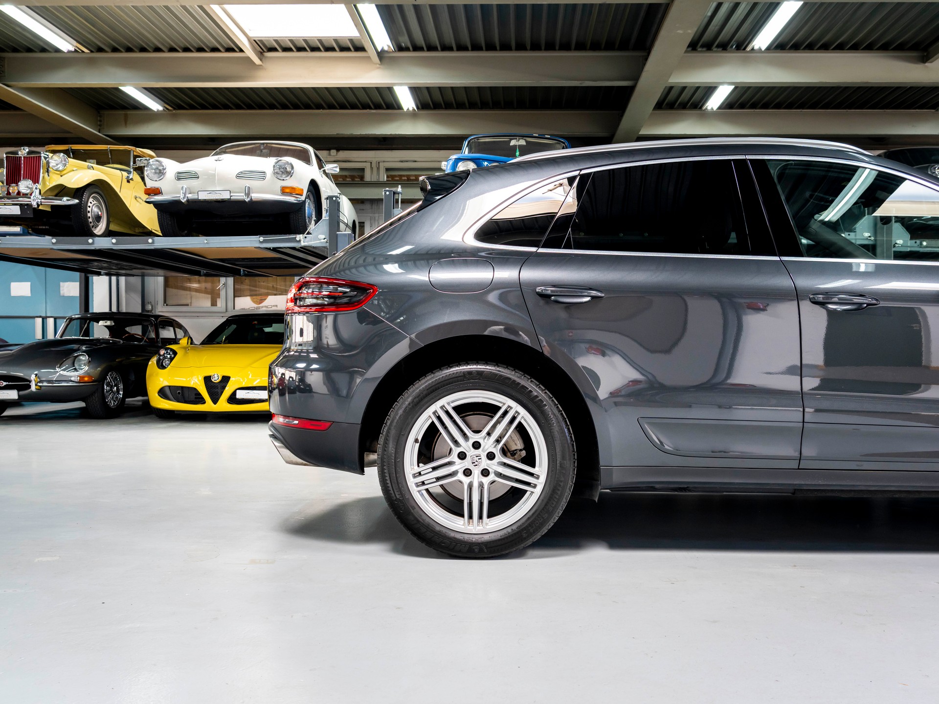 PORSCHE Macan S PDK-image-10
