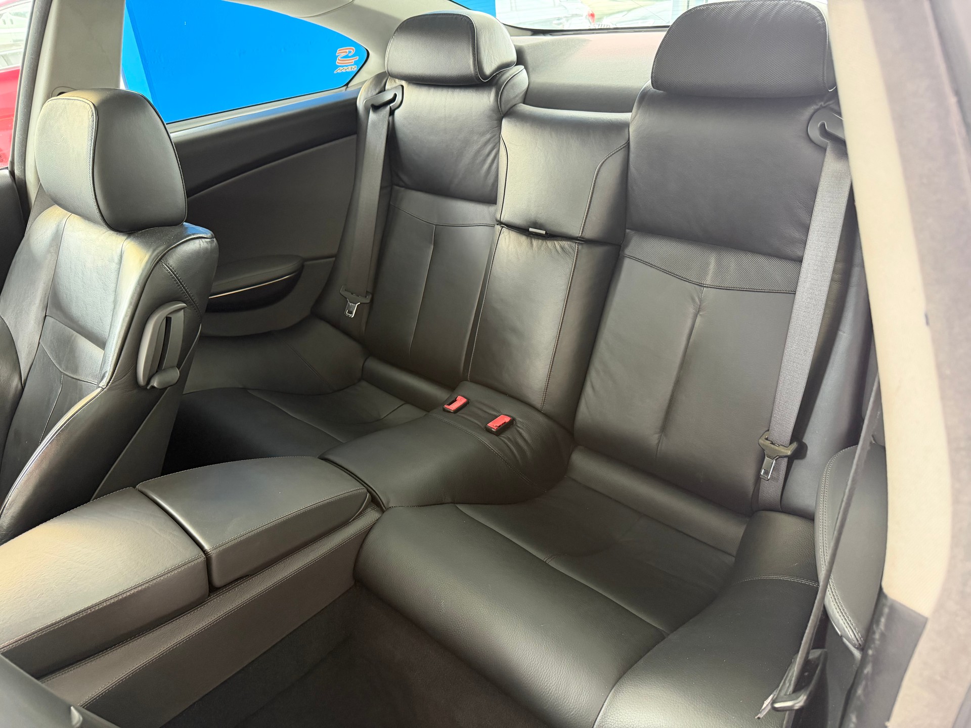 BMW 645i-image-16