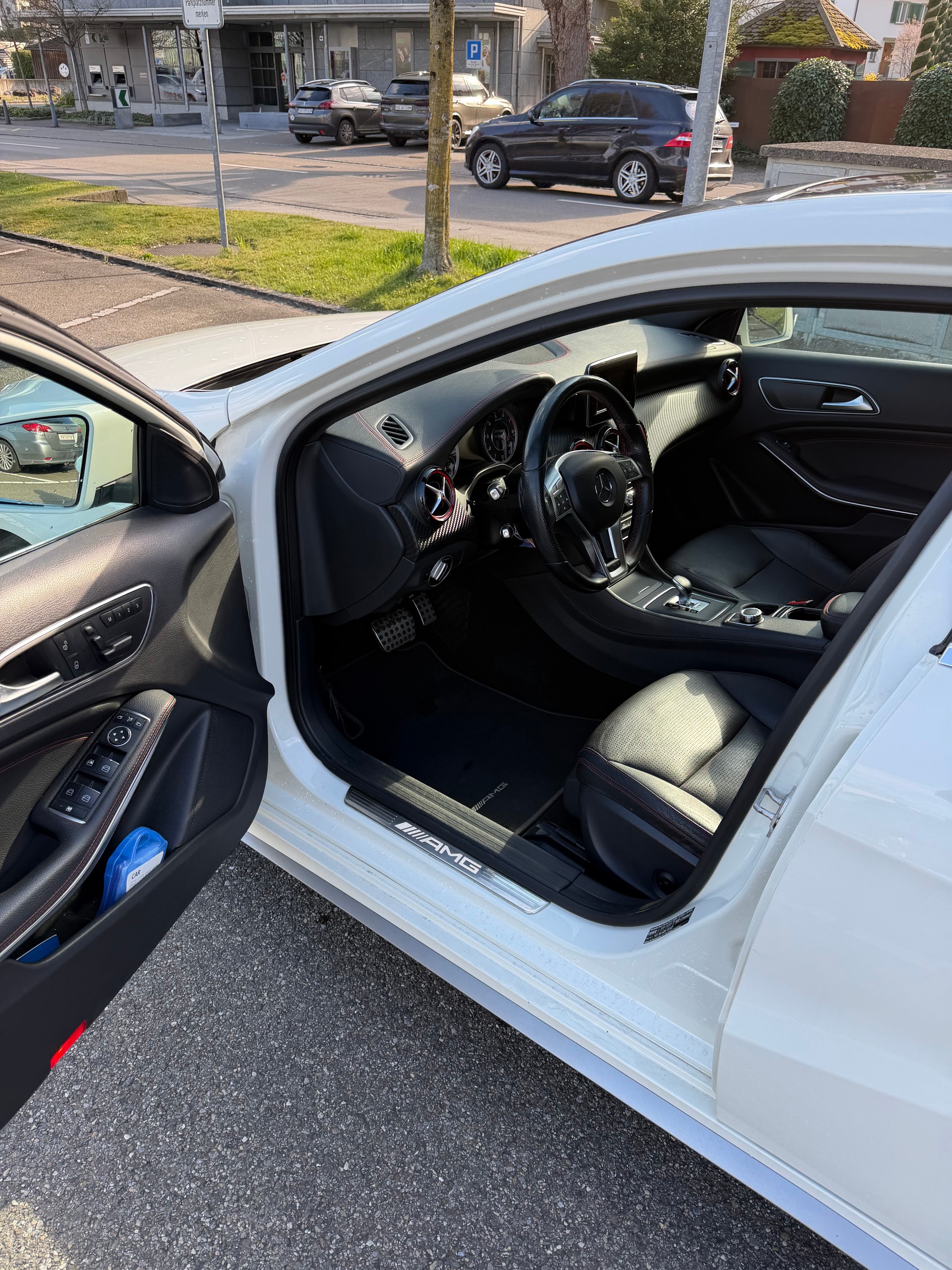 MERCEDES-BENZ A 45 AMG 4Matic Speedshift 7G-DCT-image-9