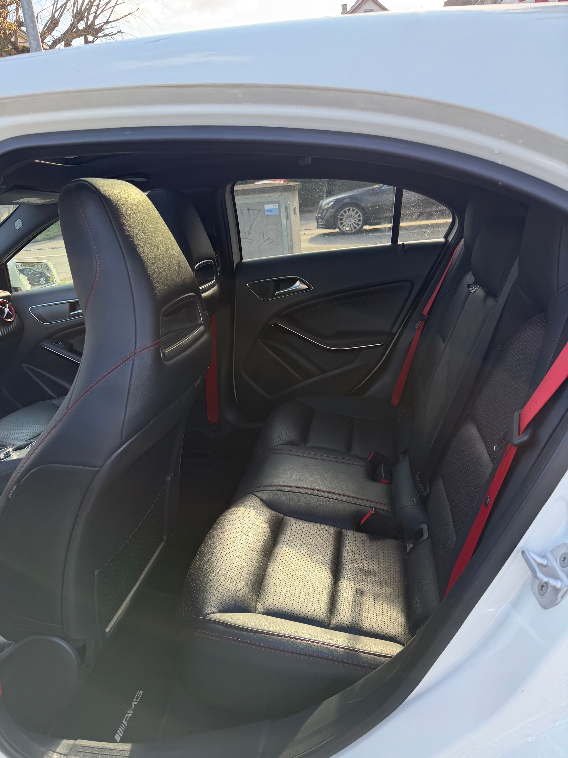 MERCEDES-BENZ A 45 AMG 4Matic Speedshift 7G-DCT-image-8