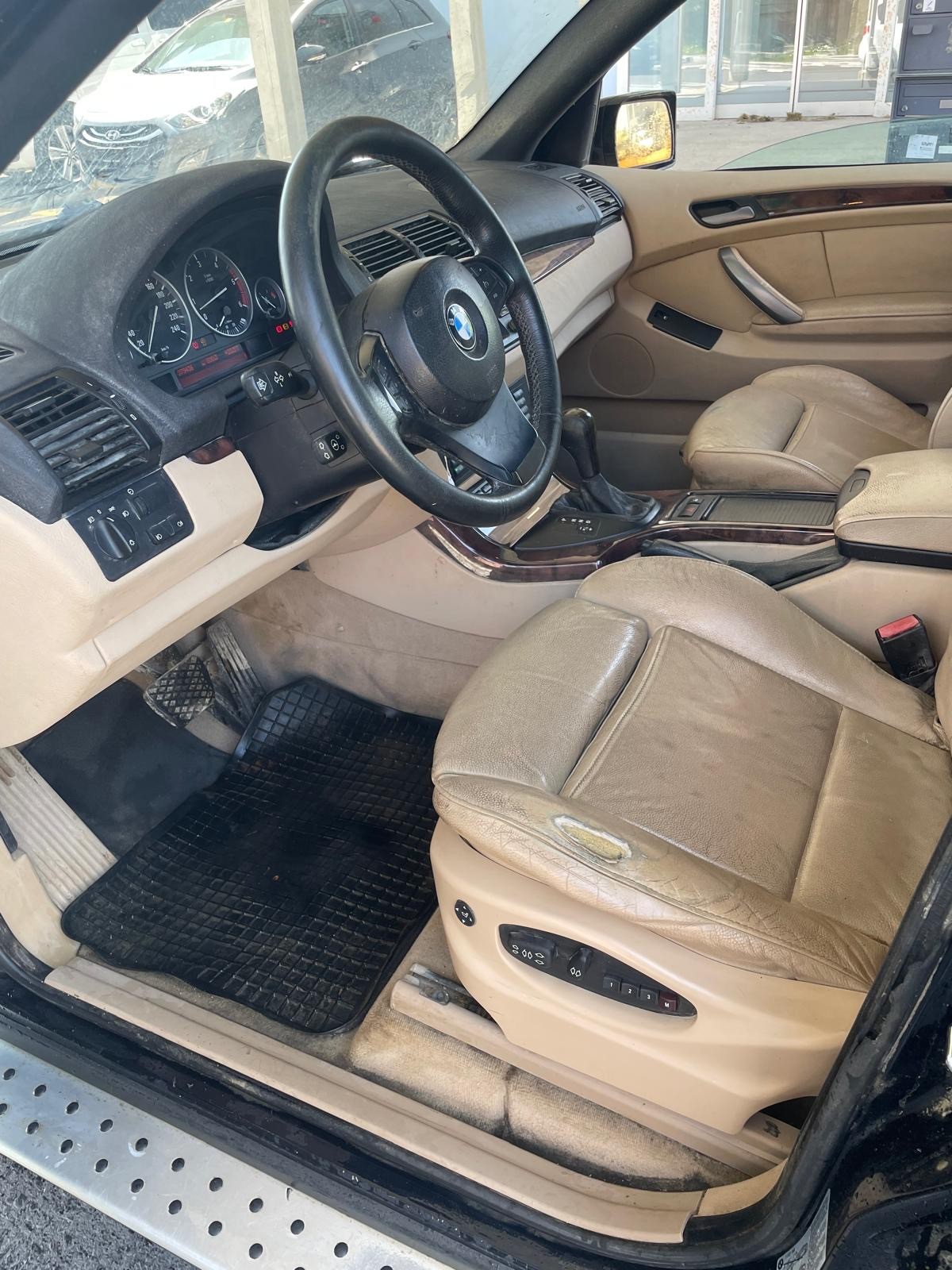BMW X5 3.0d Automatic-image-8