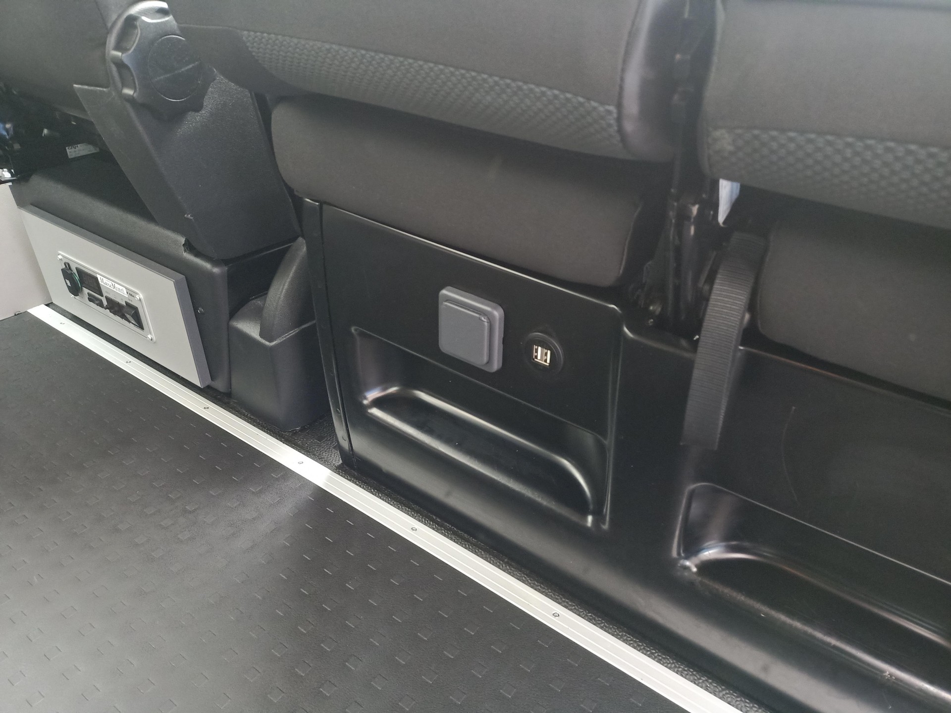 VW T6 2.0 TDI MareMonti SURF Camper 5-6Sitze-image-7