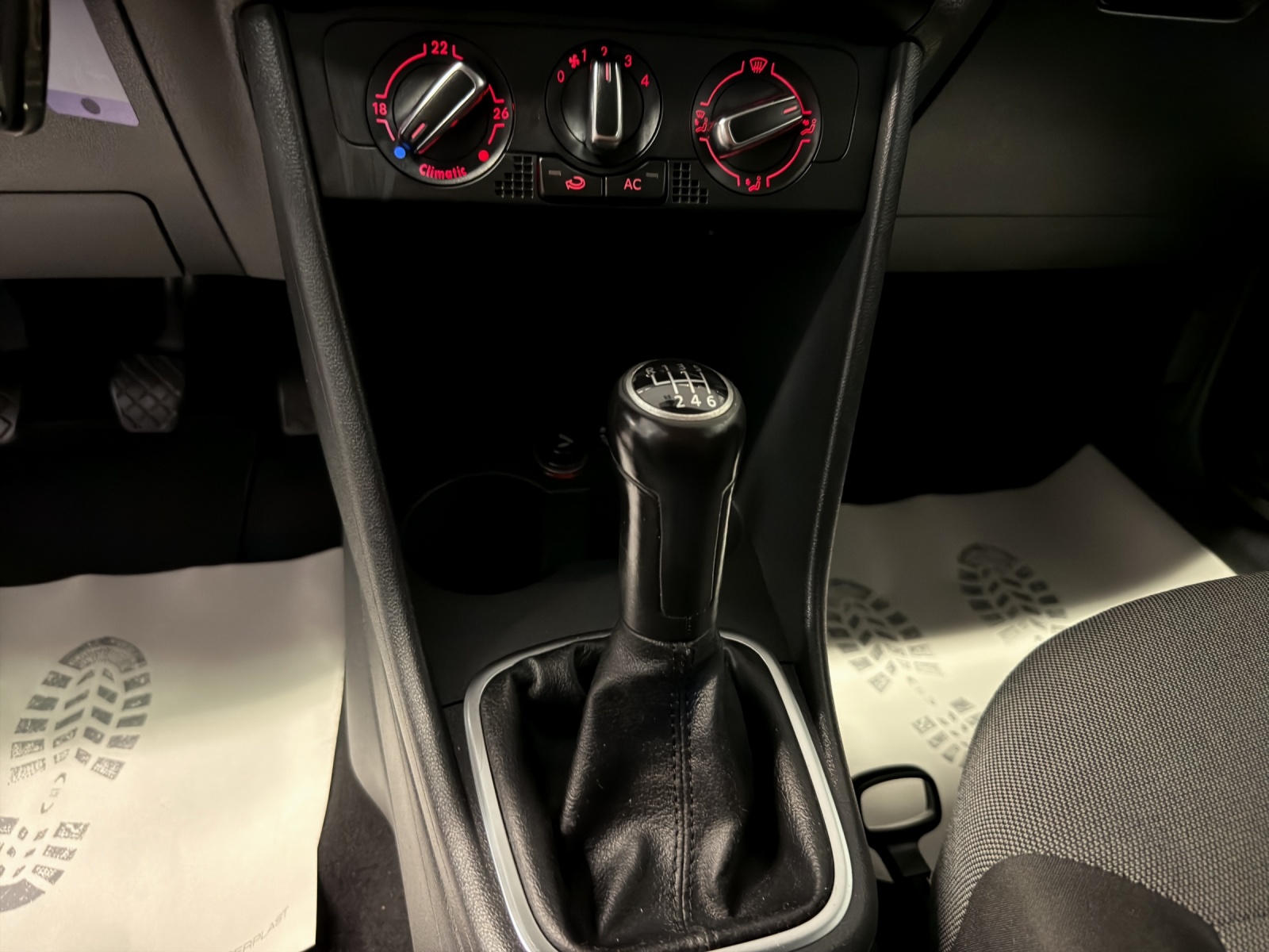 VW Polo 1.2 TSI Comfortline-image-12