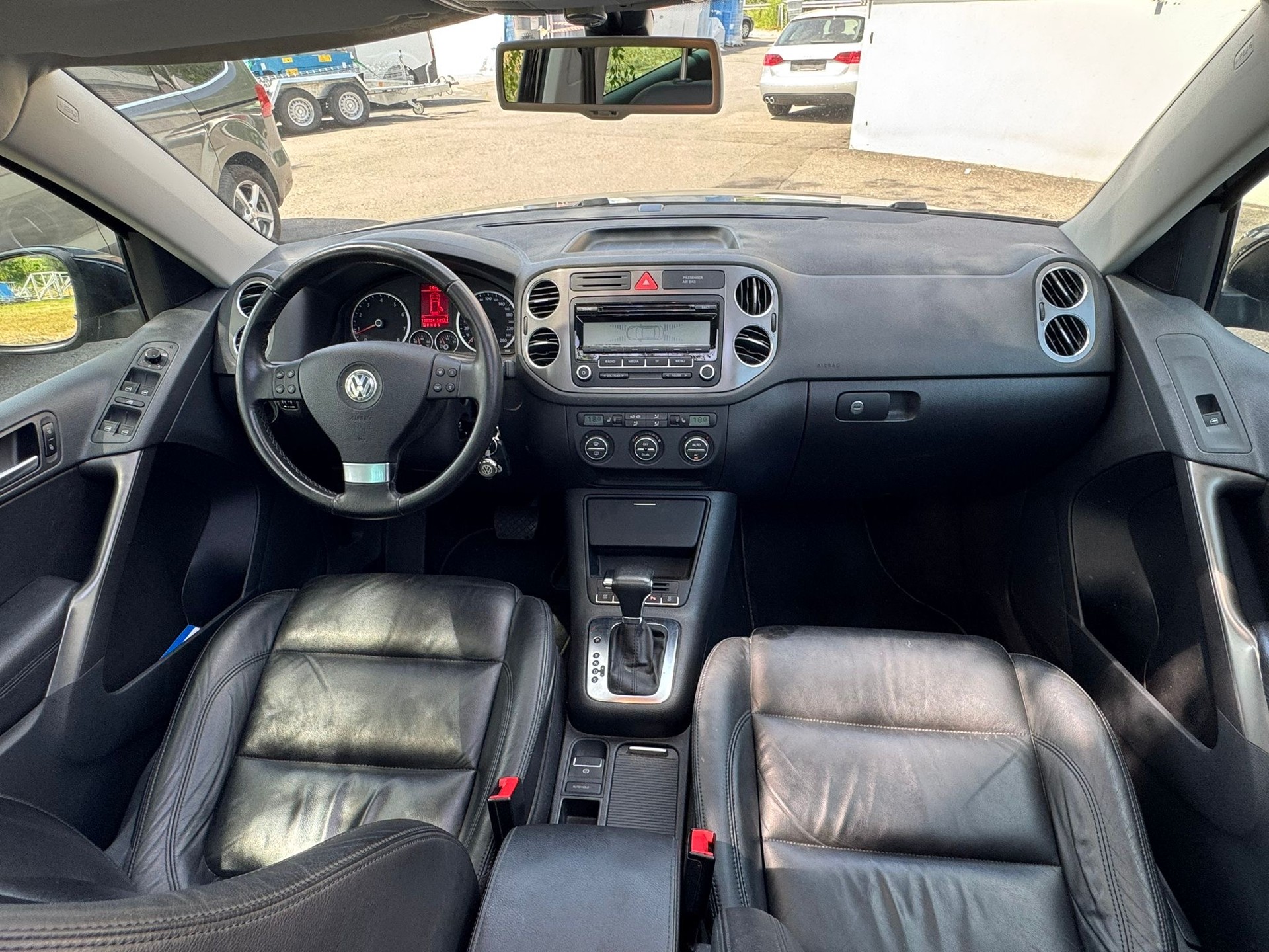 VW Tiguan 2.0 TSI Trend&Fun Tiptronic-image-6