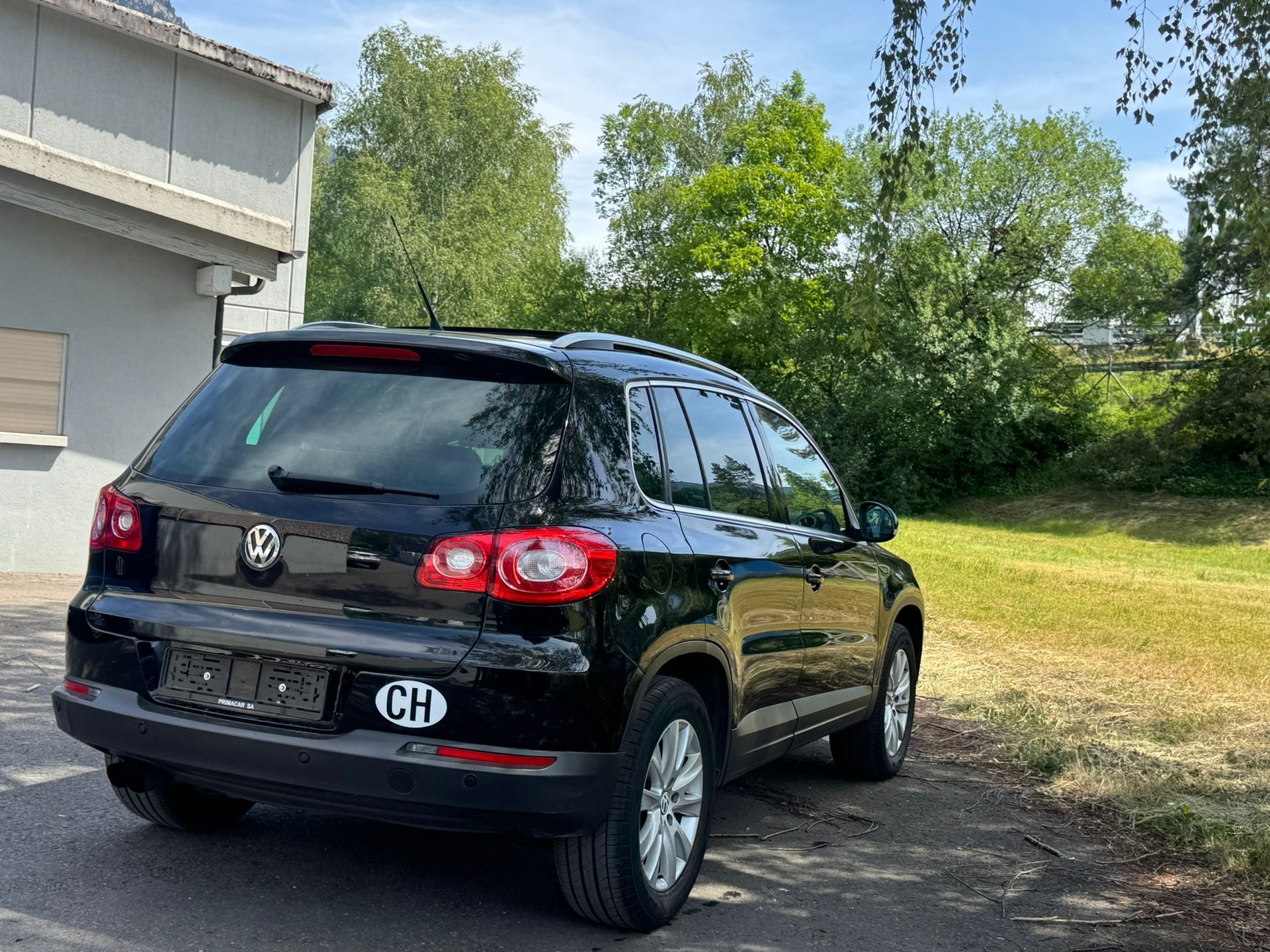 VW Tiguan 2.0 TSI Trend&Fun Tiptronic-image-11