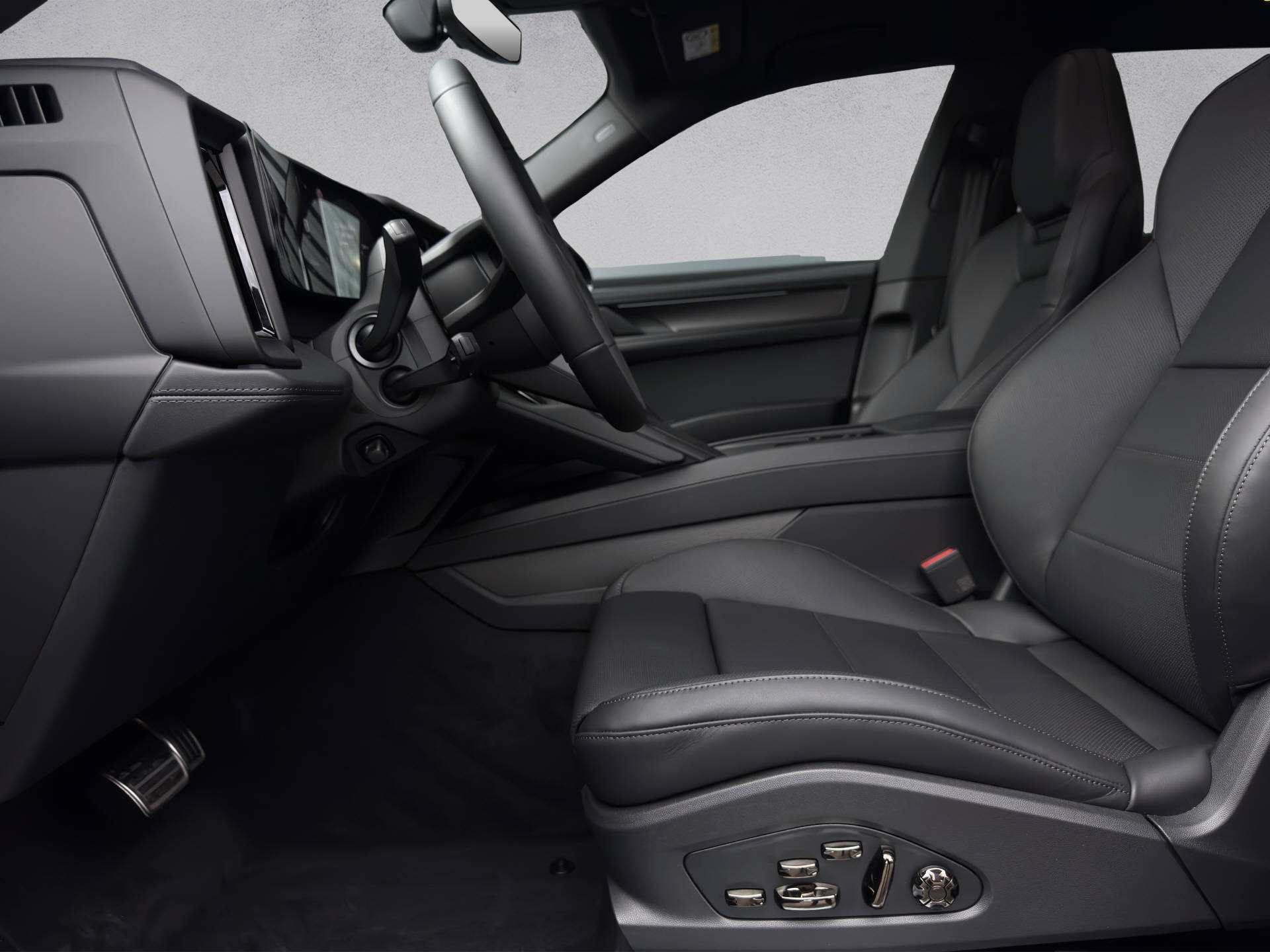 PORSCHE Cayenne Electric-image-6