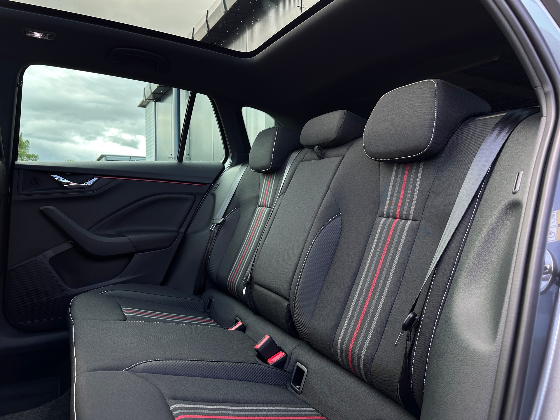 SKODA Scala 1.5 TSI Monte Carlo DSG-image-11