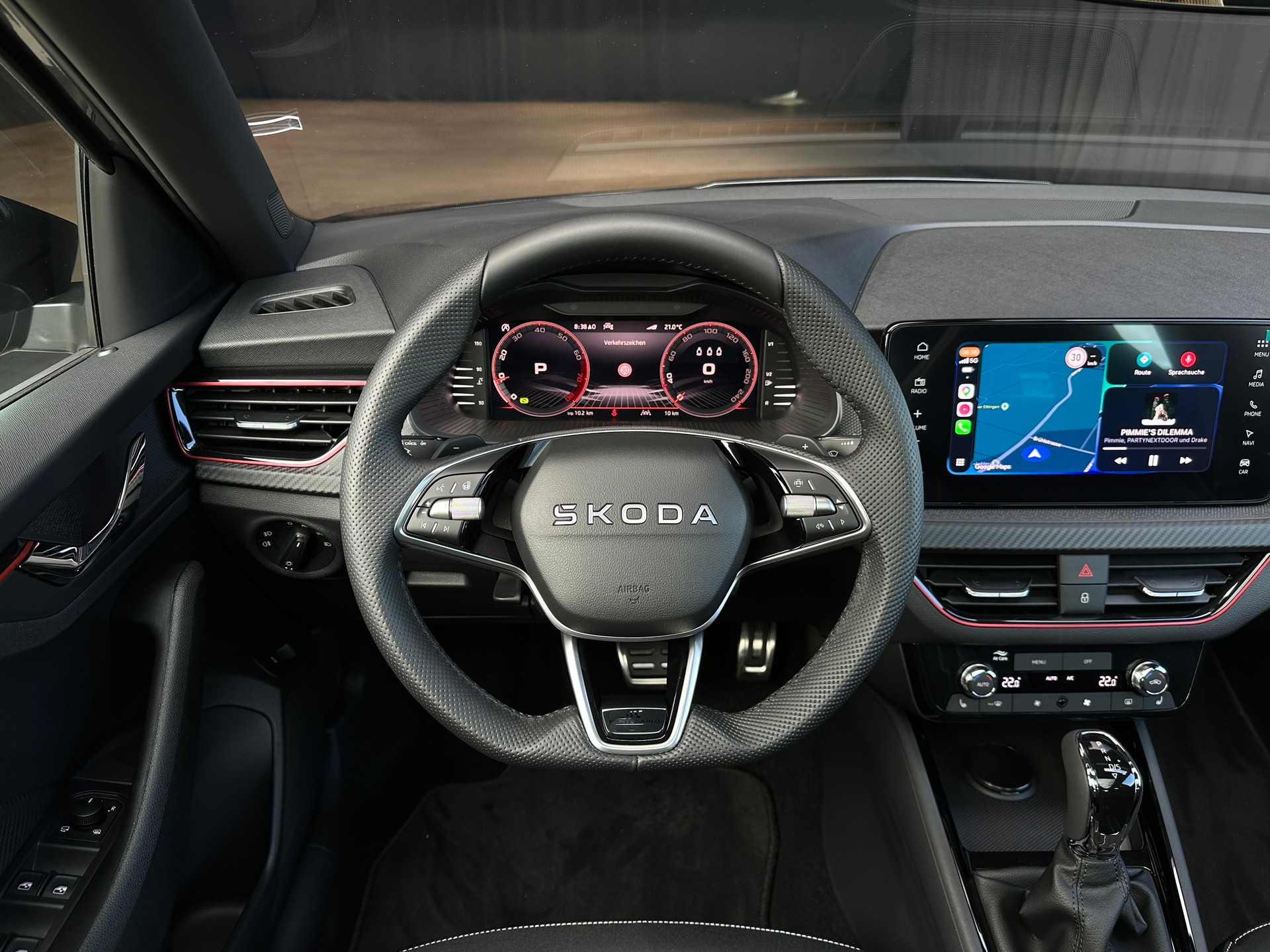 SKODA Scala 1.5 TSI Monte Carlo DSG-image-15
