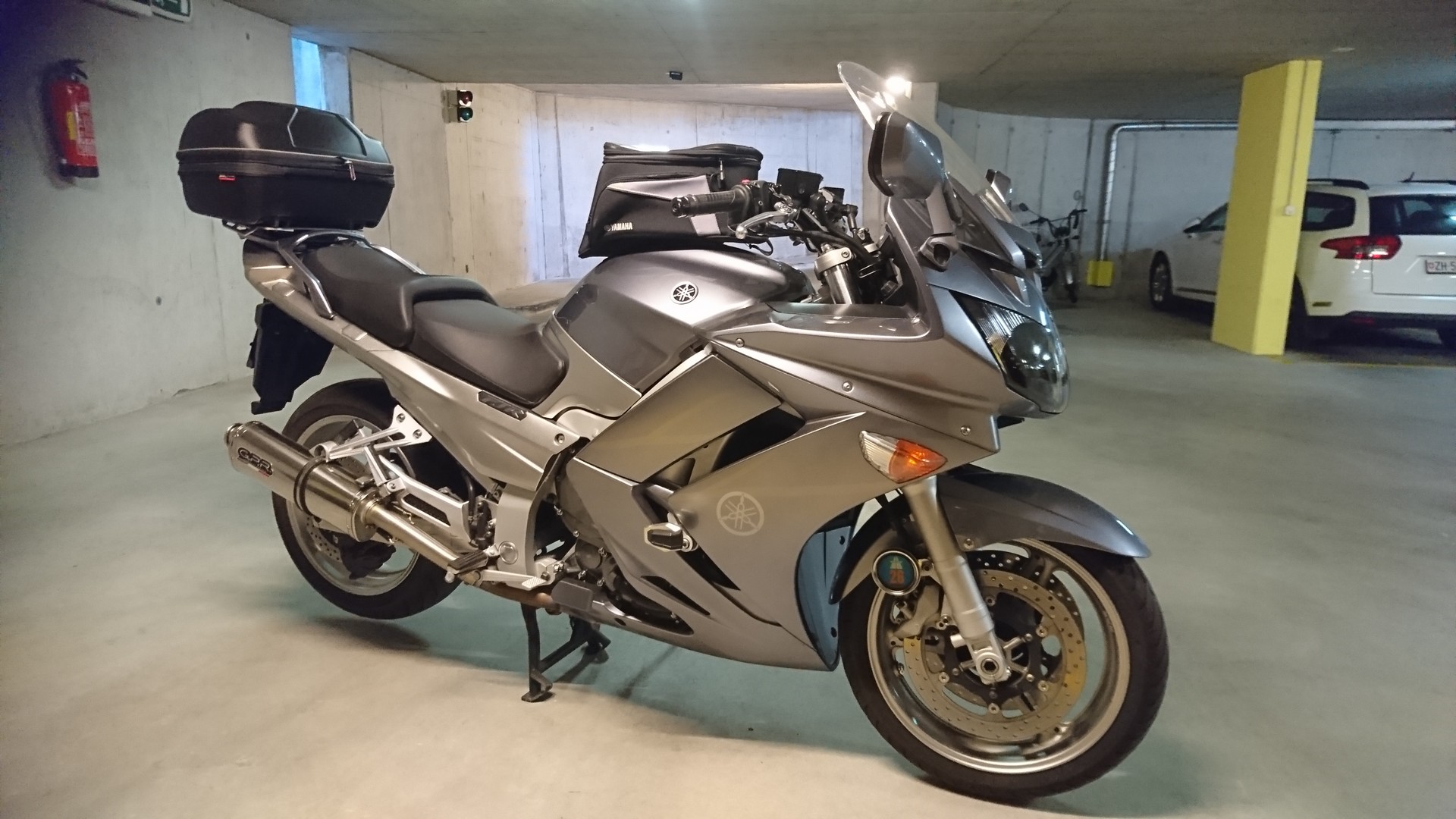 YAMAHA FJR 1300 ABS-image-2