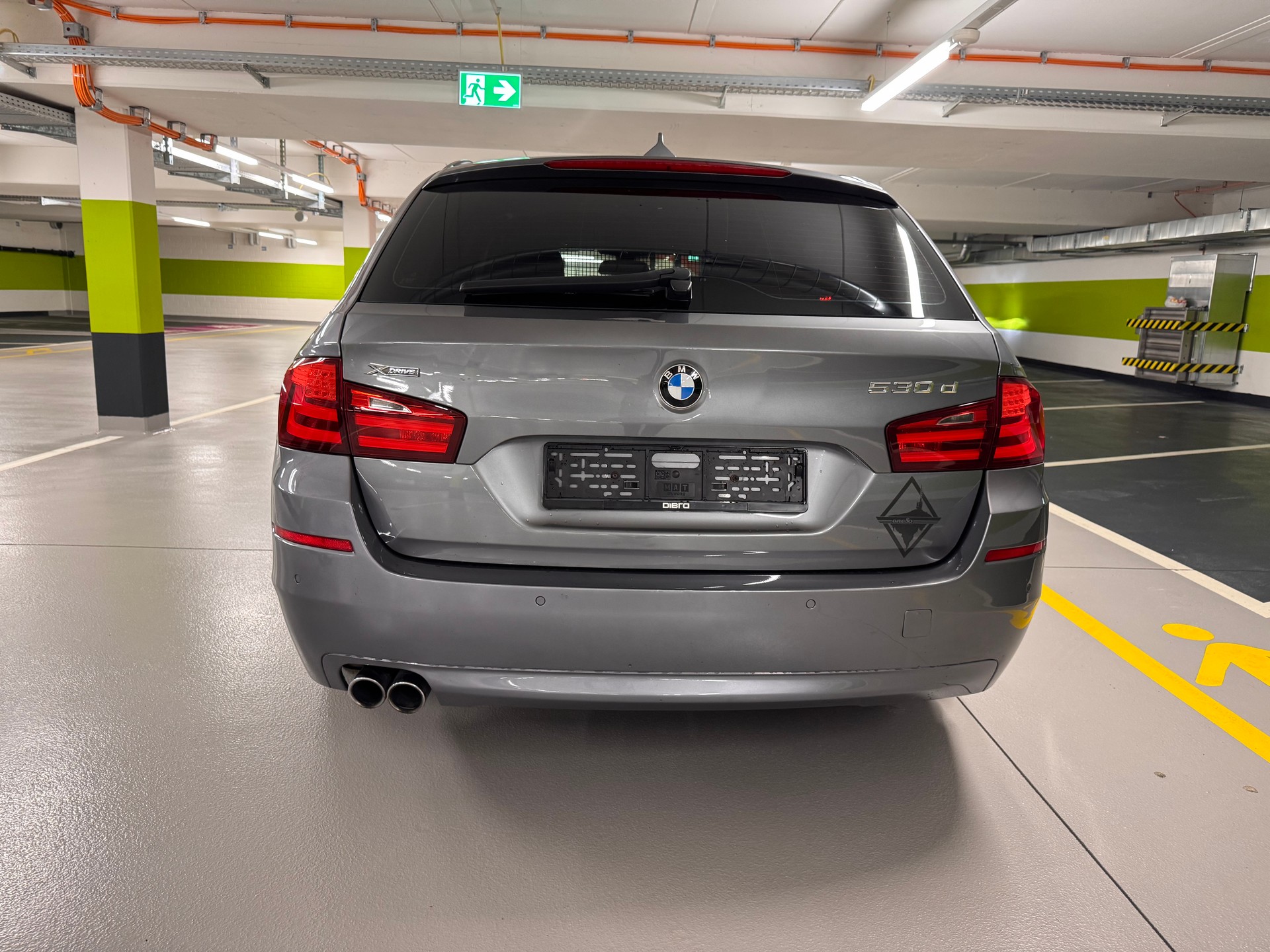 BMW 530d xDrive Touring Steptronic-image-5