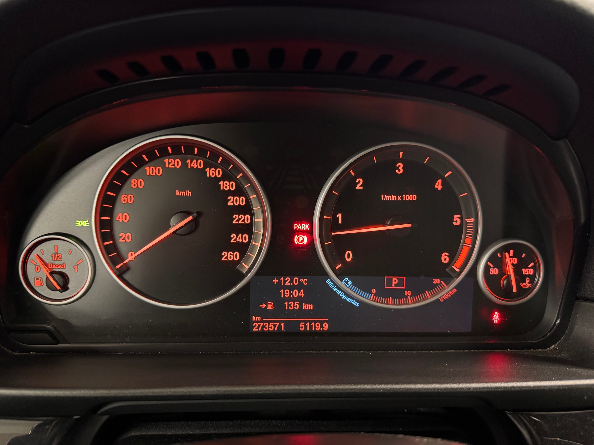 BMW 530d xDrive Touring Steptronic-image-15