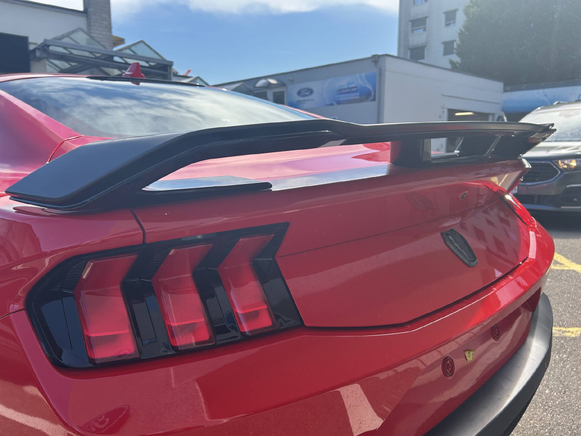 FORD Mustang Coupé 5.0 V8 Dark Horse-image-27