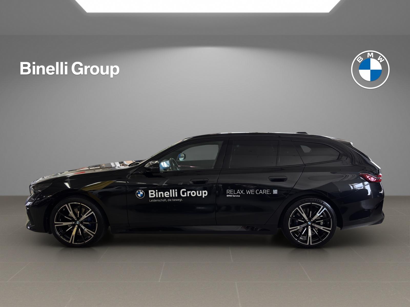 BMW 520d xDrive Touring-showroom-element-2