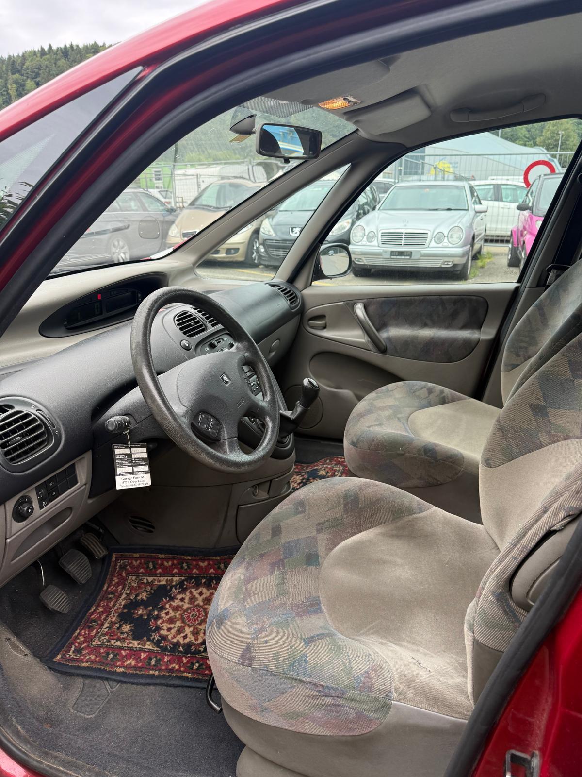 CITROEN Xsara Picasso 2.0 HDi Landscape-image-9