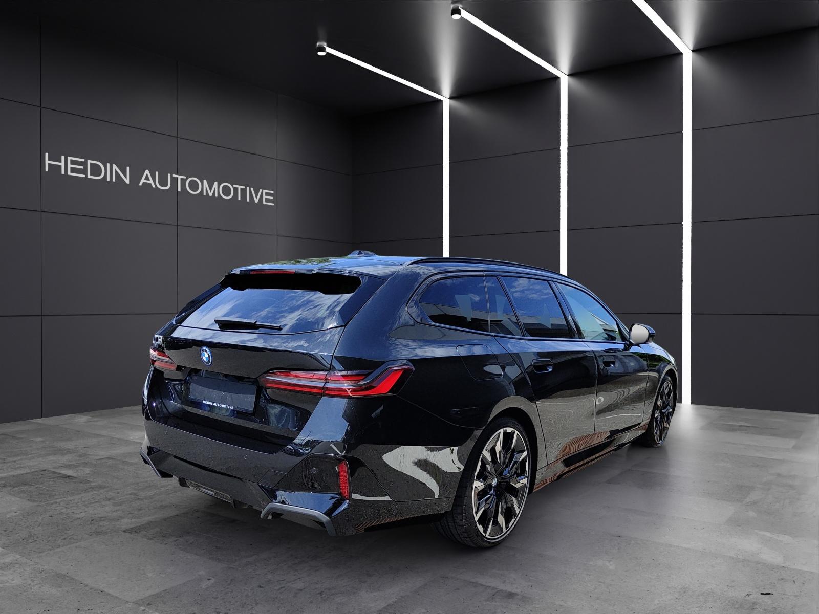 BMW 550e xDrive Touring-image-5