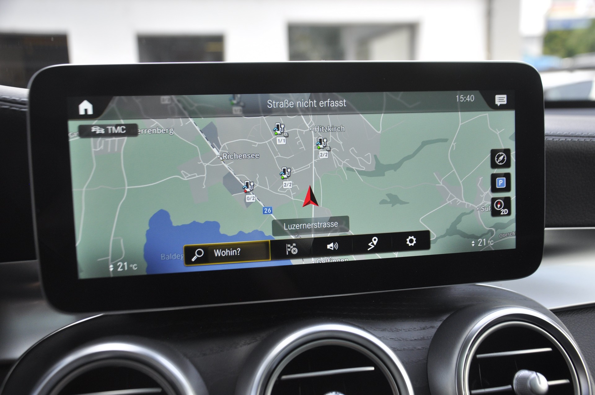 MERCEDES-BENZ GLC 300 e 4Matic 9G-Tronic I Anhängerkupplung-image-11