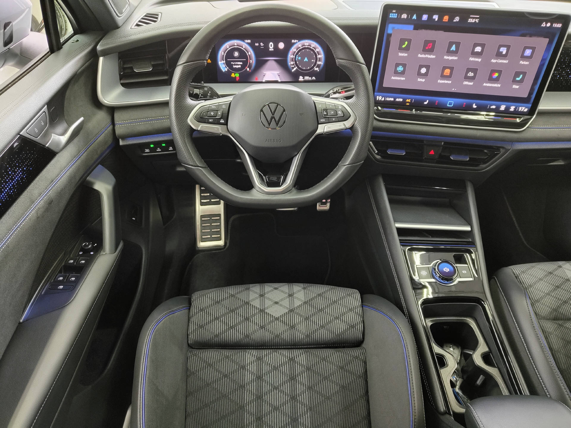 VW Tayron 2.0 TSI R-Line DSG 4Motion-image-4