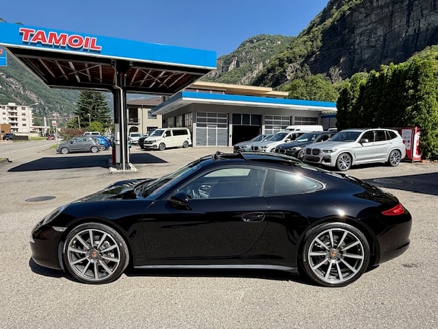 PORSCHE 911 Carrera 4 PDK-image-6