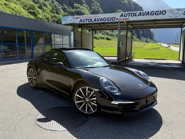 PORSCHE 911 Carrera 4 PDK