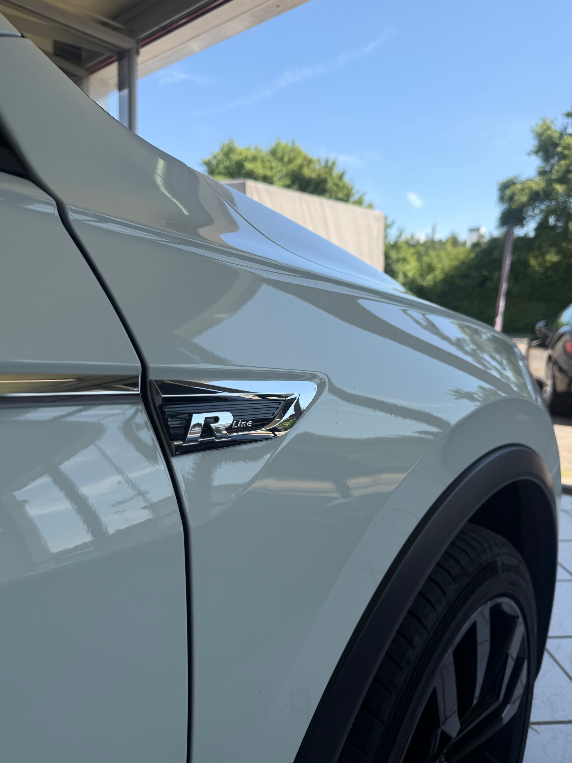 VW Tiguan 2.0TSI Highline 4Motion DSG-image-5