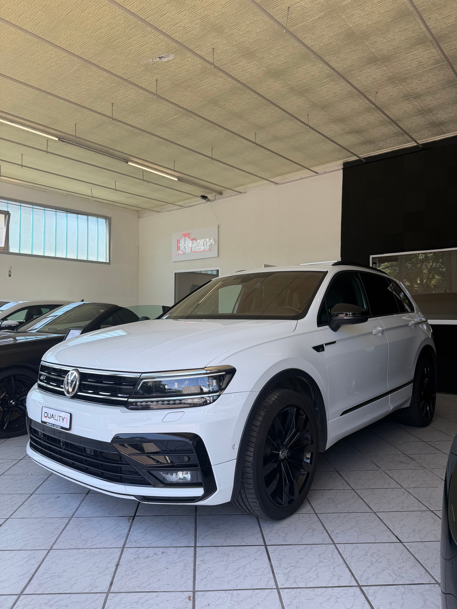 VW Tiguan 2.0TSI Highline 4Motion DSG-image-1