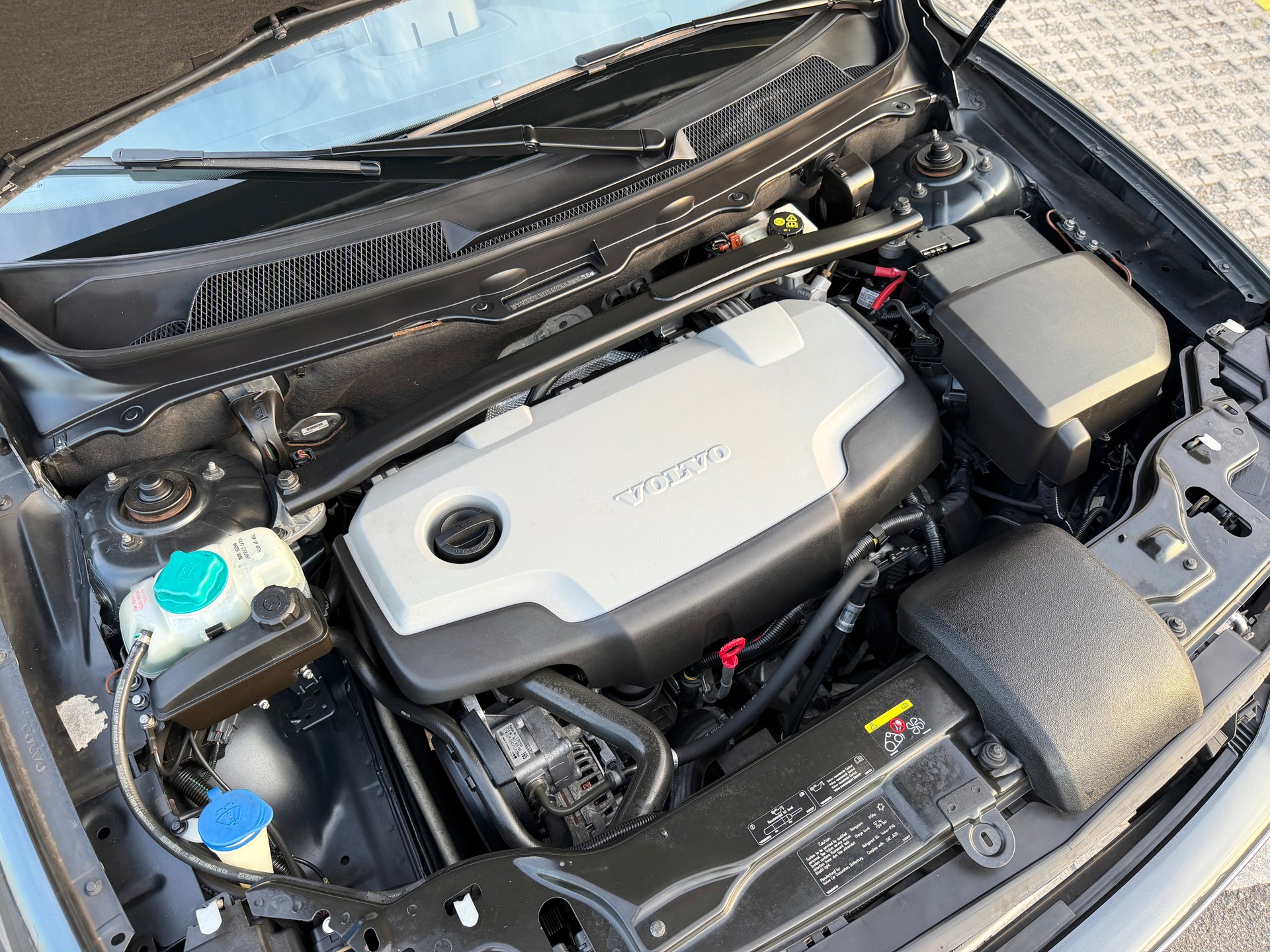 VOLVO XC90 D5 AWD Summum Geartronic-image-11