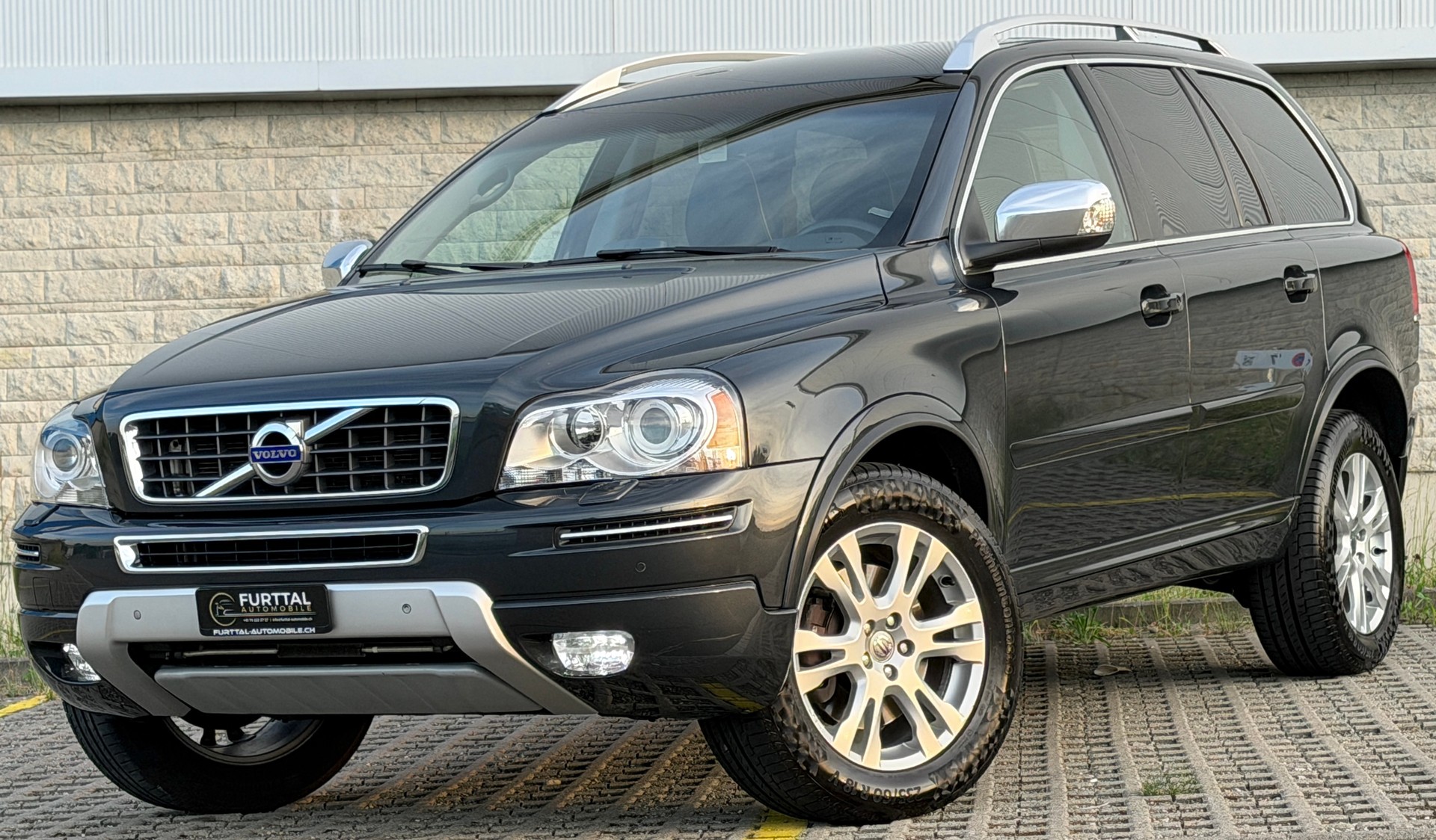 VOLVO XC90 D5 AWD Summum Geartronic-showroom-element-3